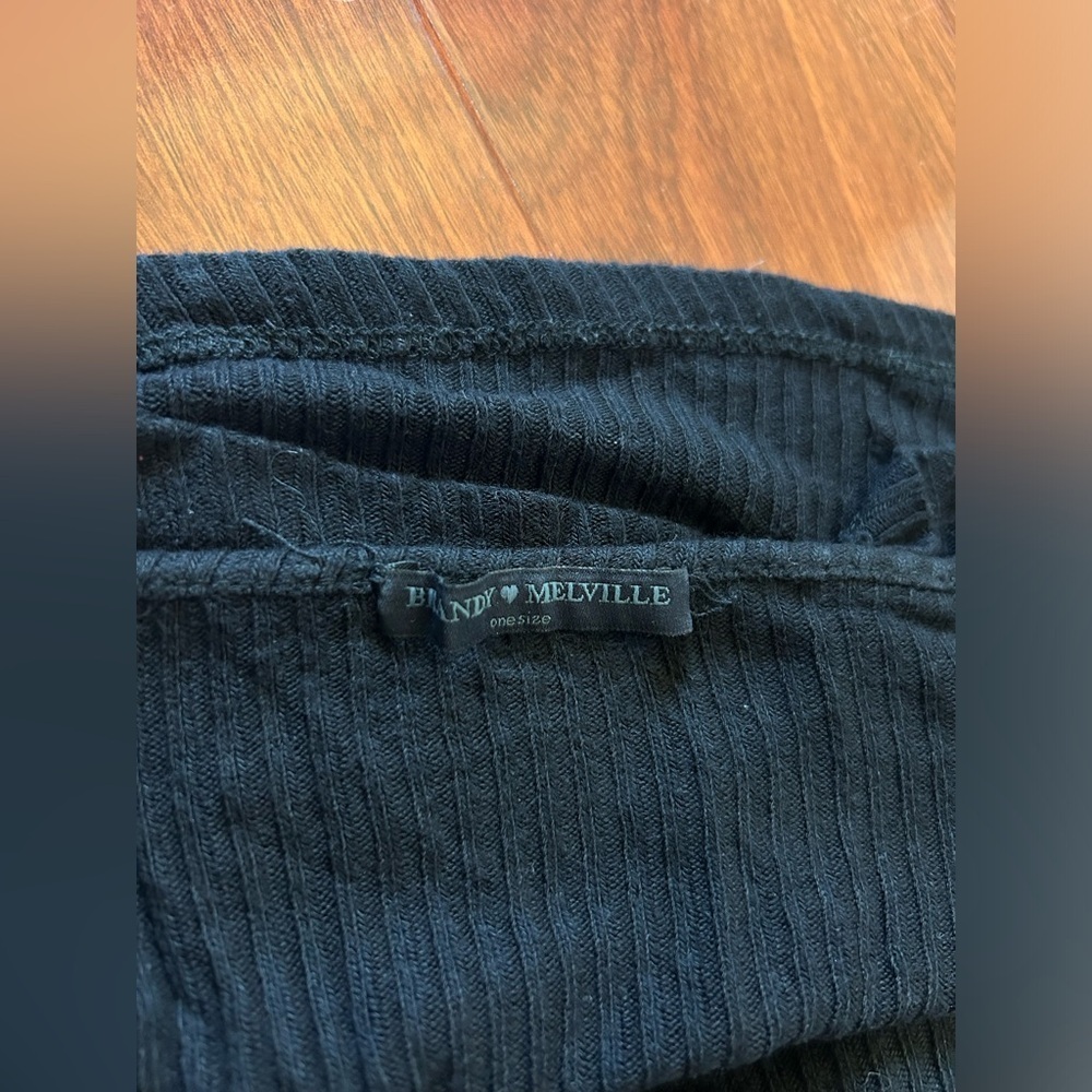 Brandy Melville Black Ribbed Women's Top - Picture 6 of 6